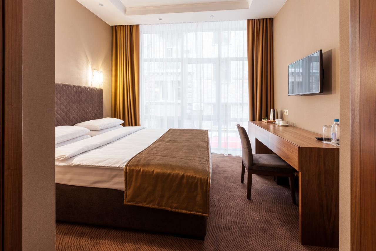 Crystal Hotel Kiev Bagian luar foto