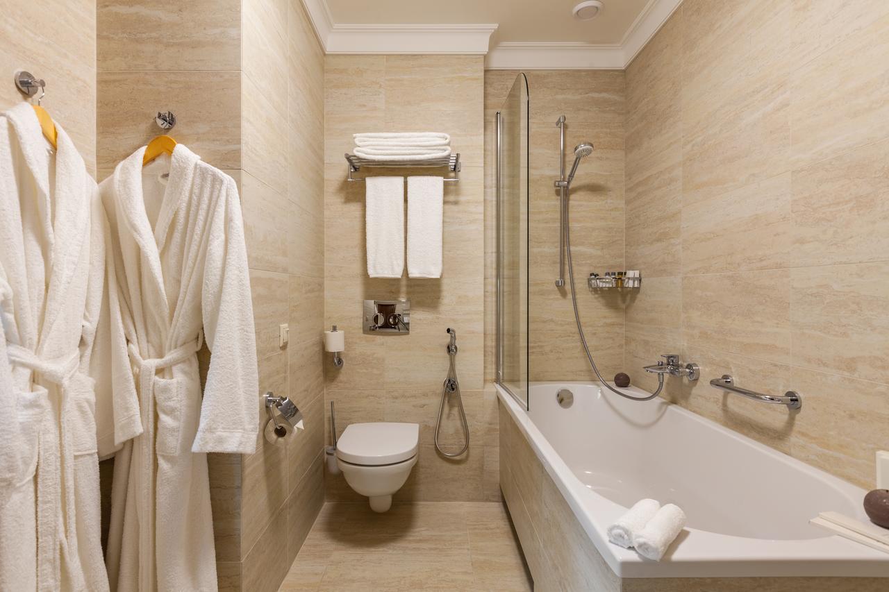 Crystal Hotel Kiev Bagian luar foto