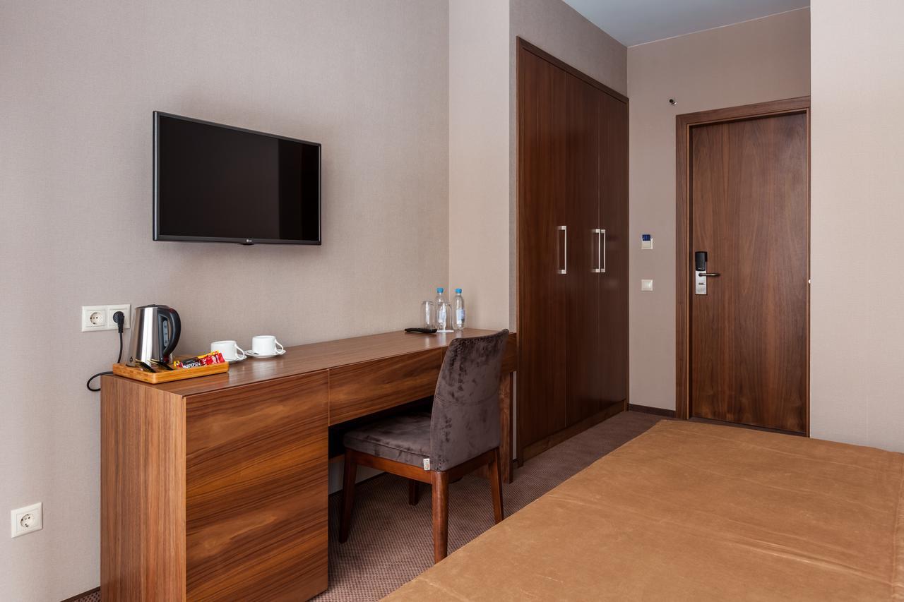 Crystal Hotel Kiev Bagian luar foto