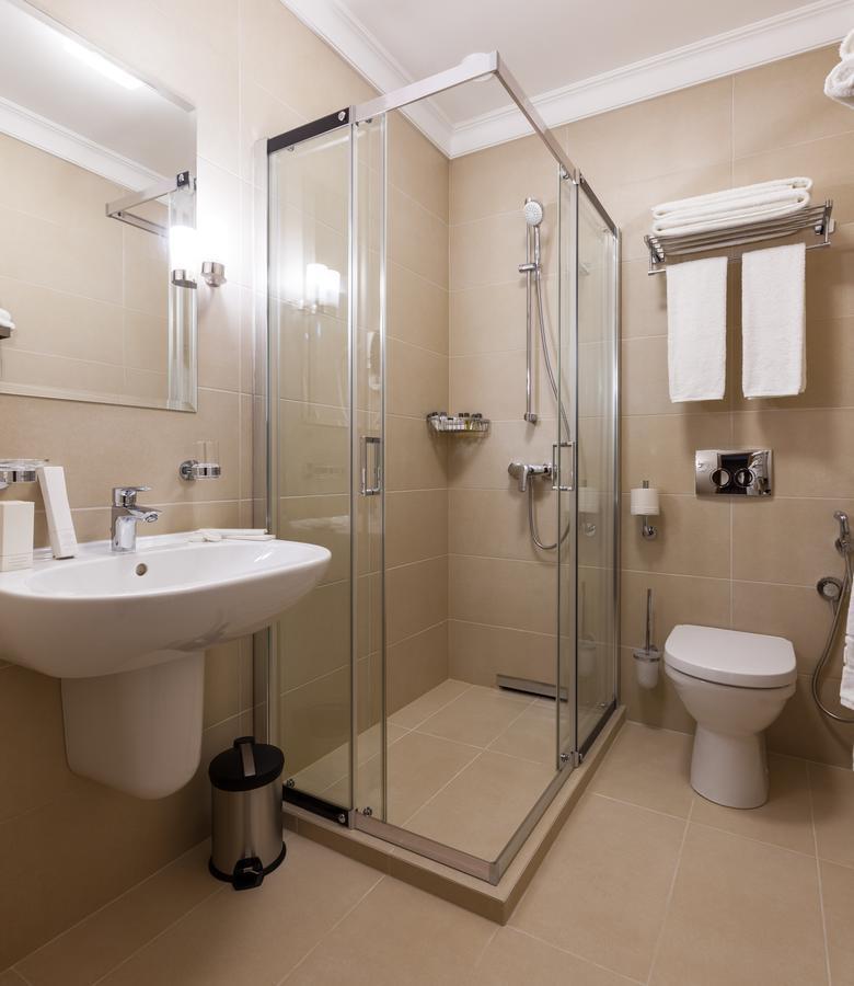 Crystal Hotel Kiev Bagian luar foto