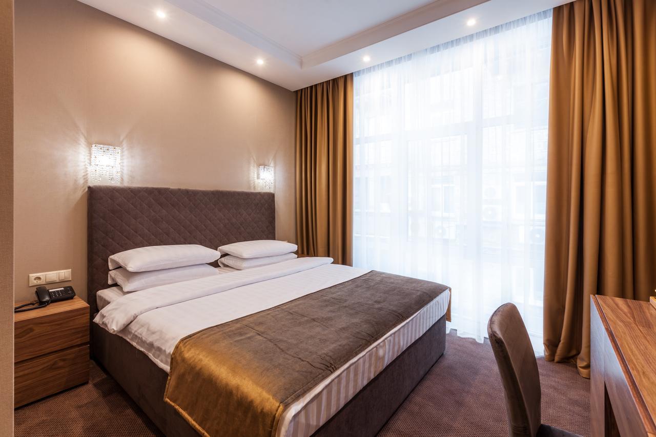 Crystal Hotel Kiev Bagian luar foto