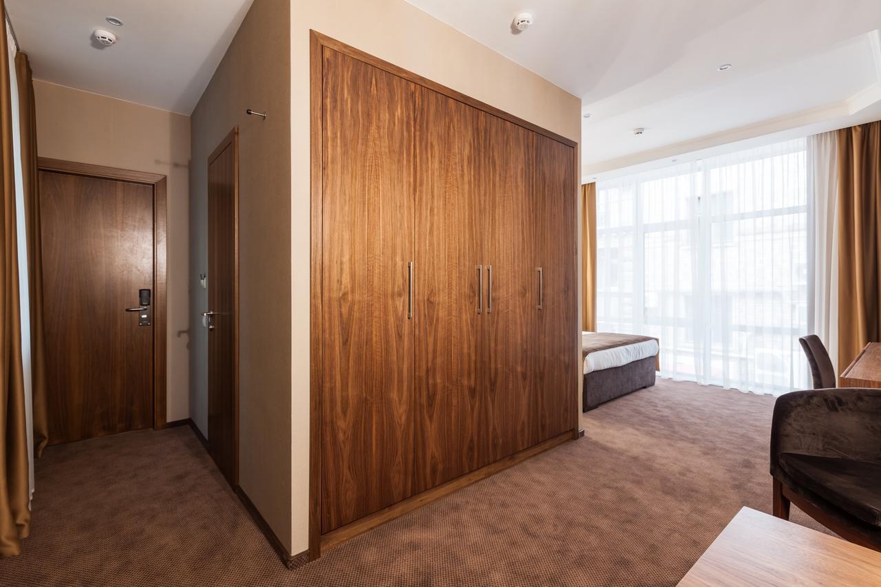 Crystal Hotel Kiev Bagian luar foto