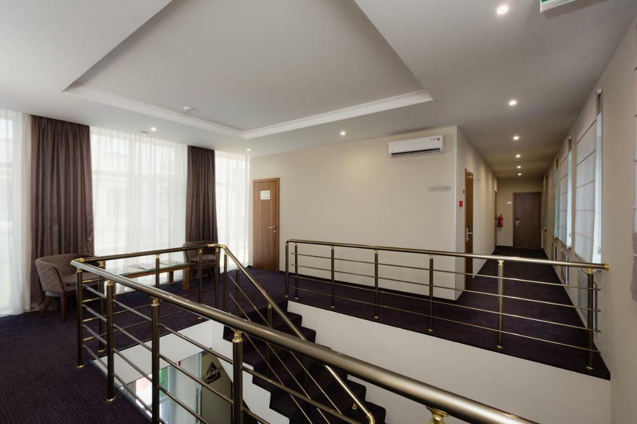 Crystal Hotel Kiev Bagian luar foto